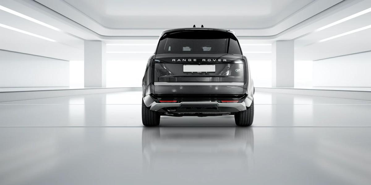 Image of a Land Rover RR Vogue