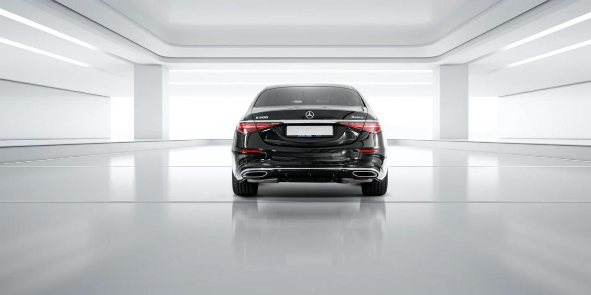 Image of a Mercedes S500