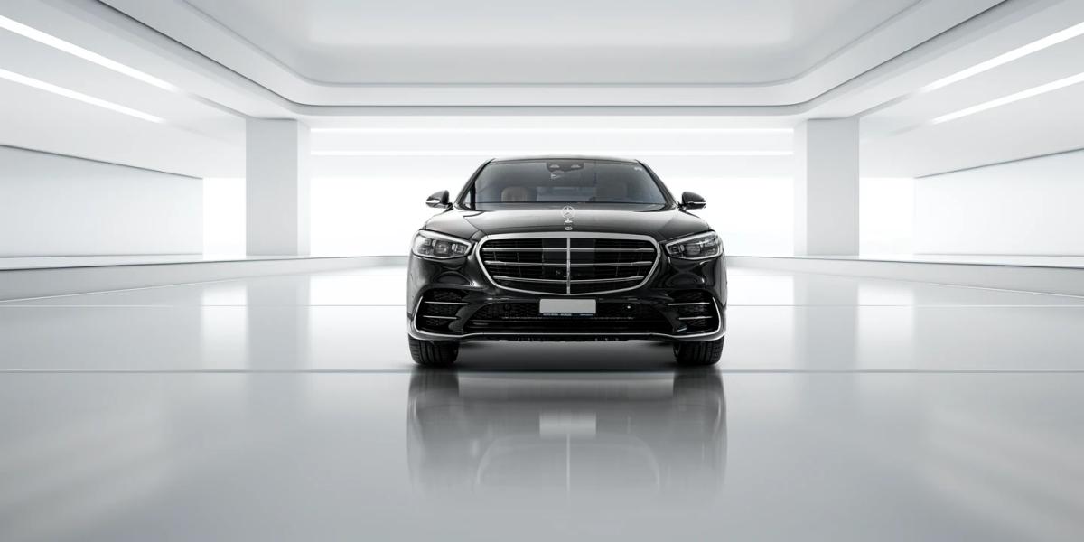 Image of a Mercedes S500