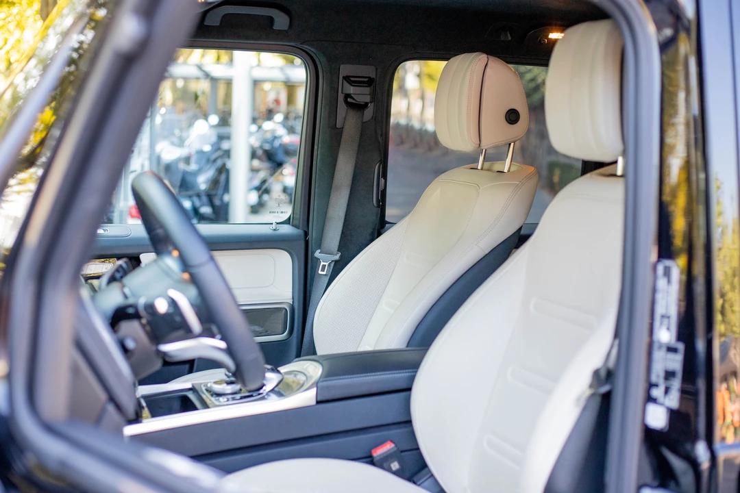 Image of a Mercedes G Class