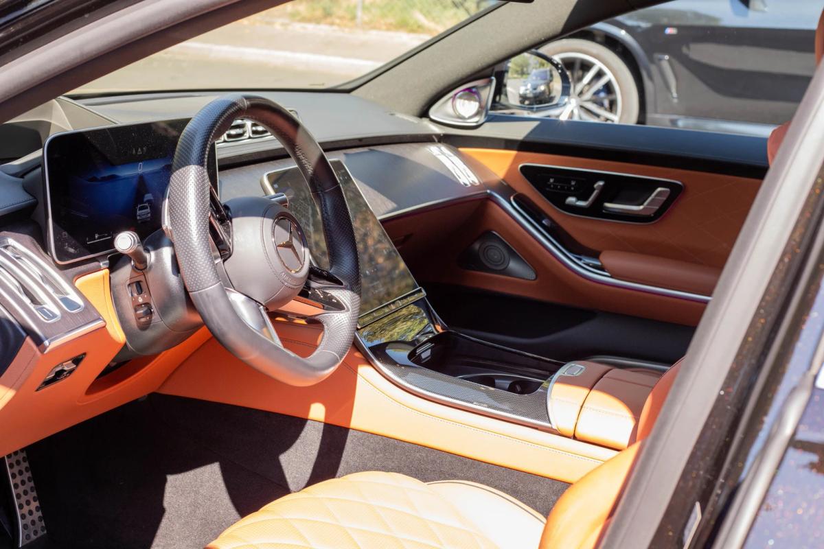 Image of a Mercedes S500