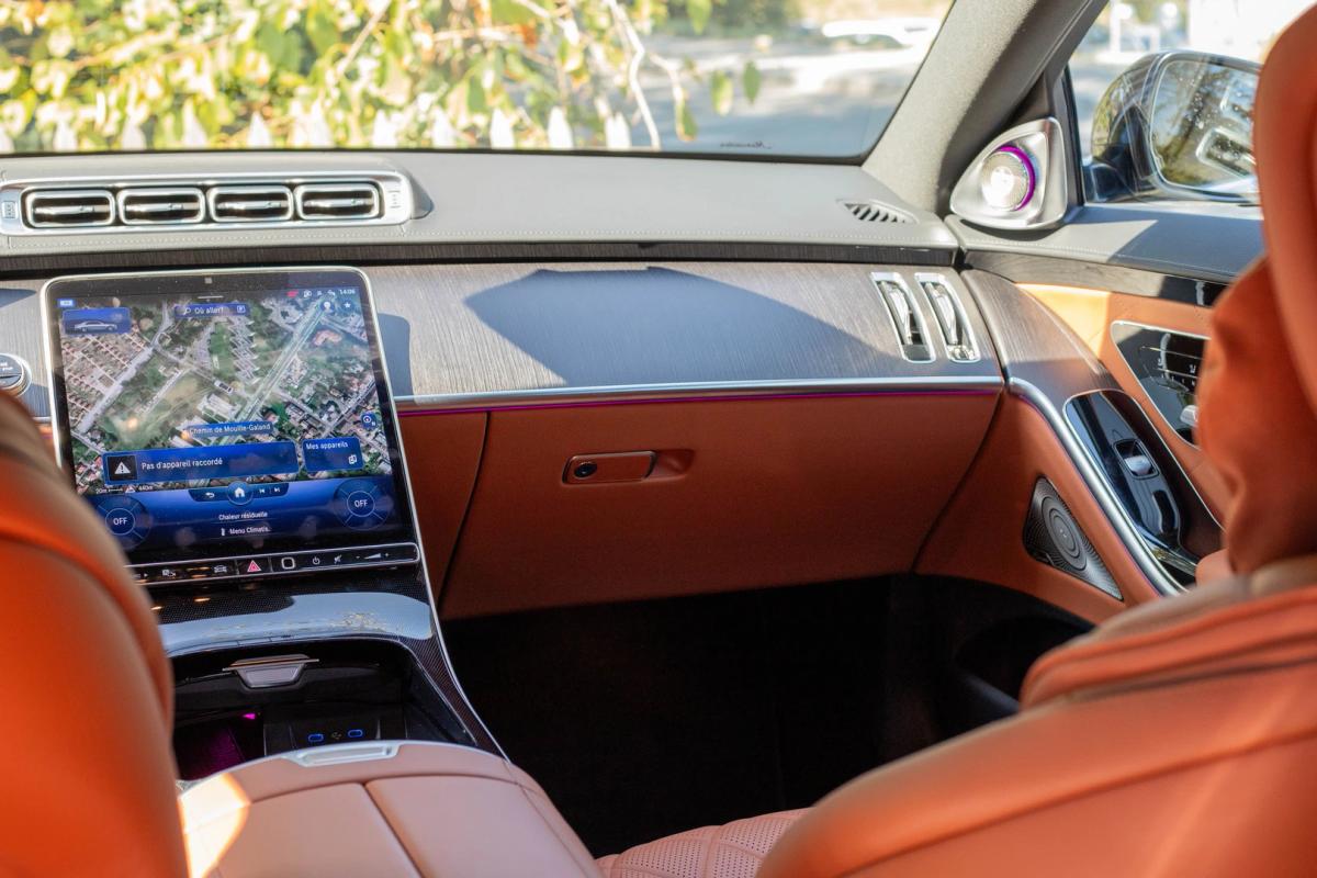 Image of a Mercedes S500